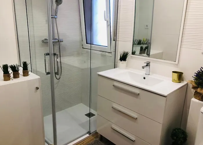 Precioso En Castros * Santander